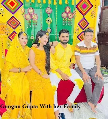 Gungun Gupta With her Family